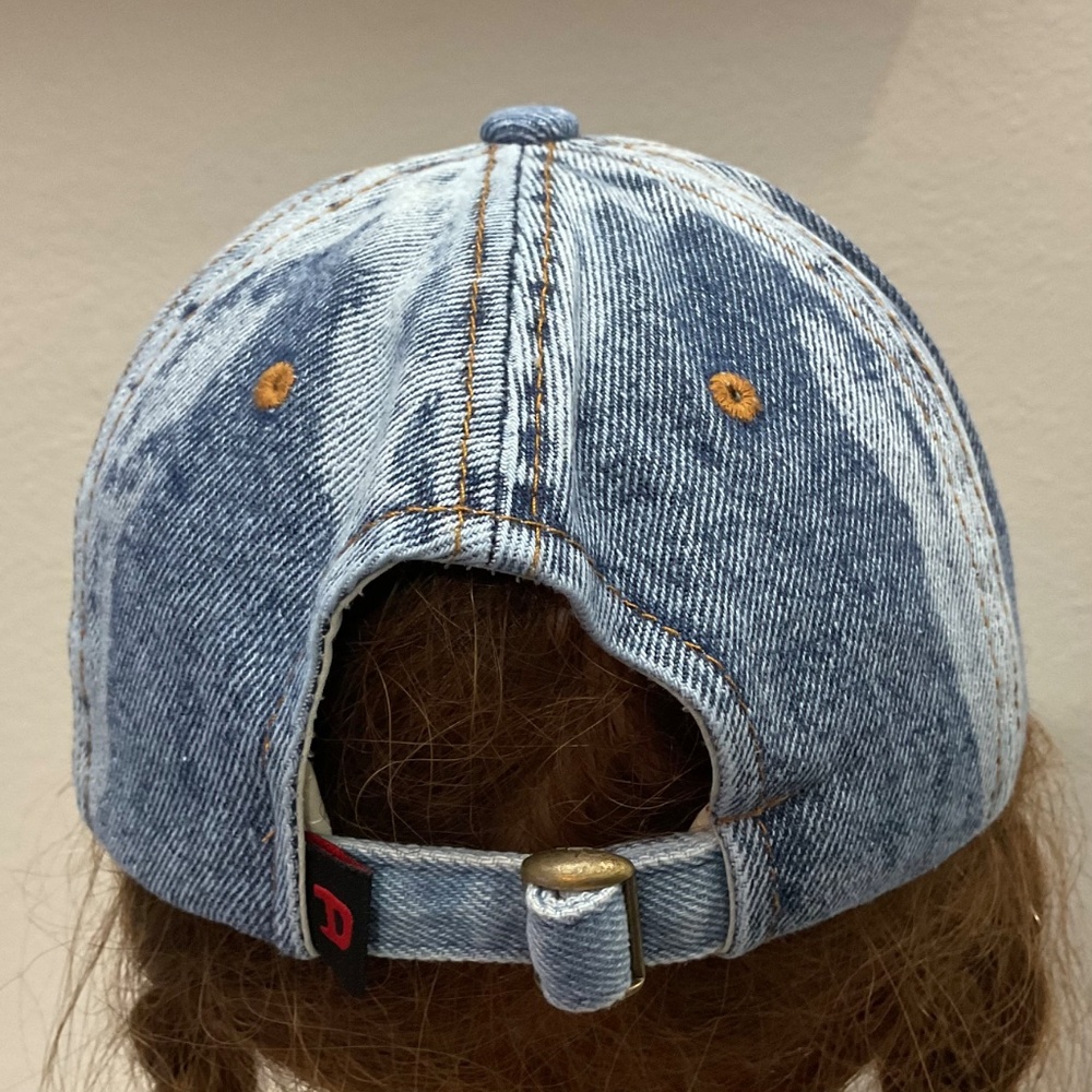 Diesel Cap - Picture 4 of 7